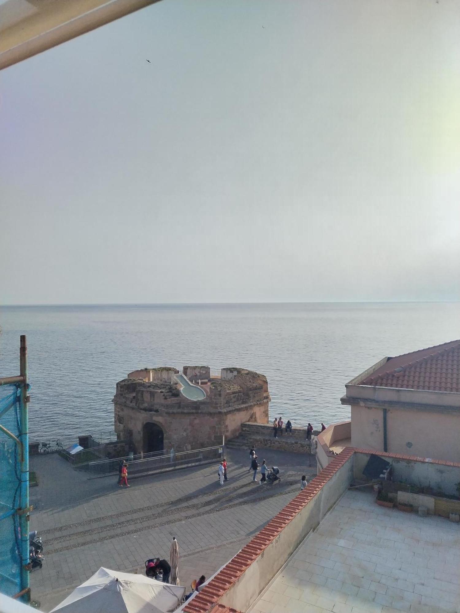 Buona Onda Vista Mare Apartment Алгеро Екстериор снимка